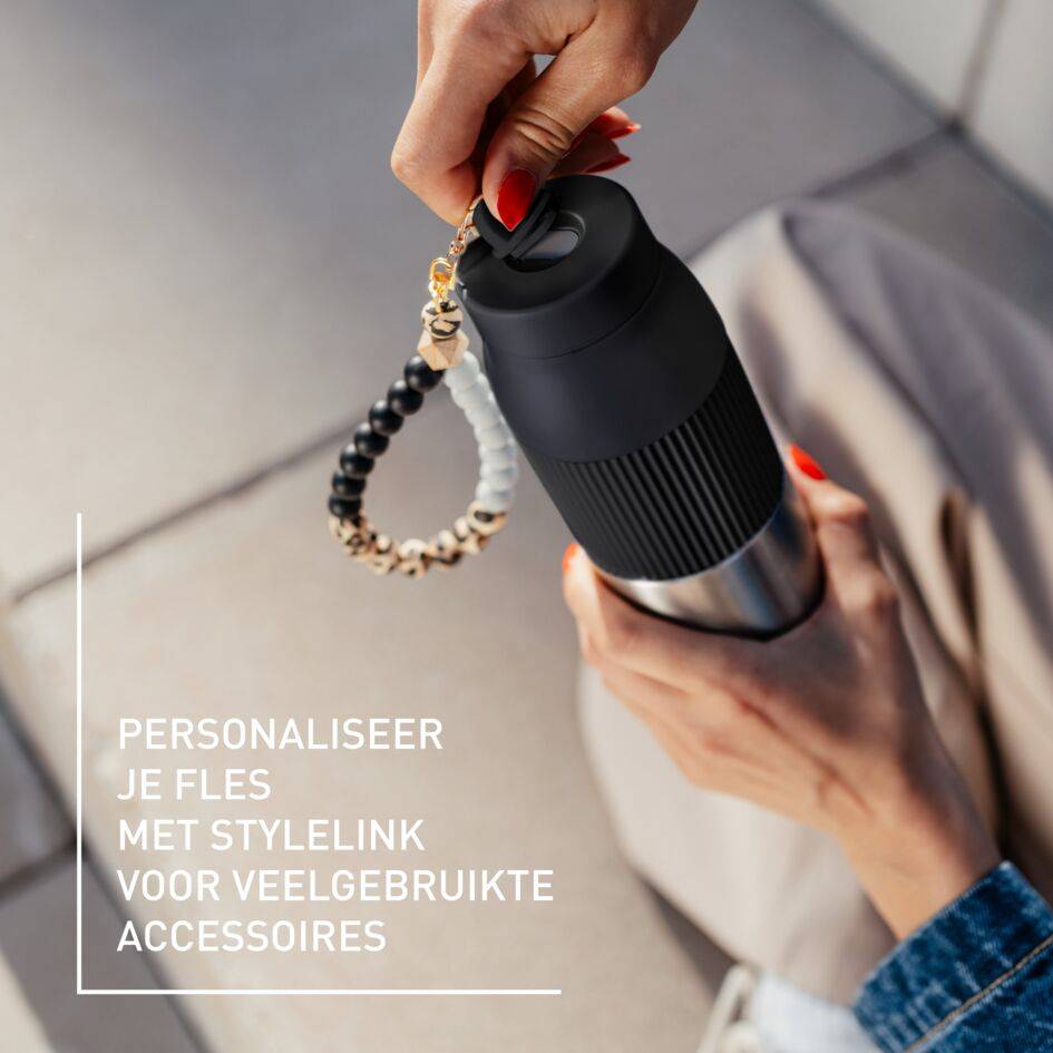 beYou N2193110 drinkfles met draaidop zwart (0,7L)