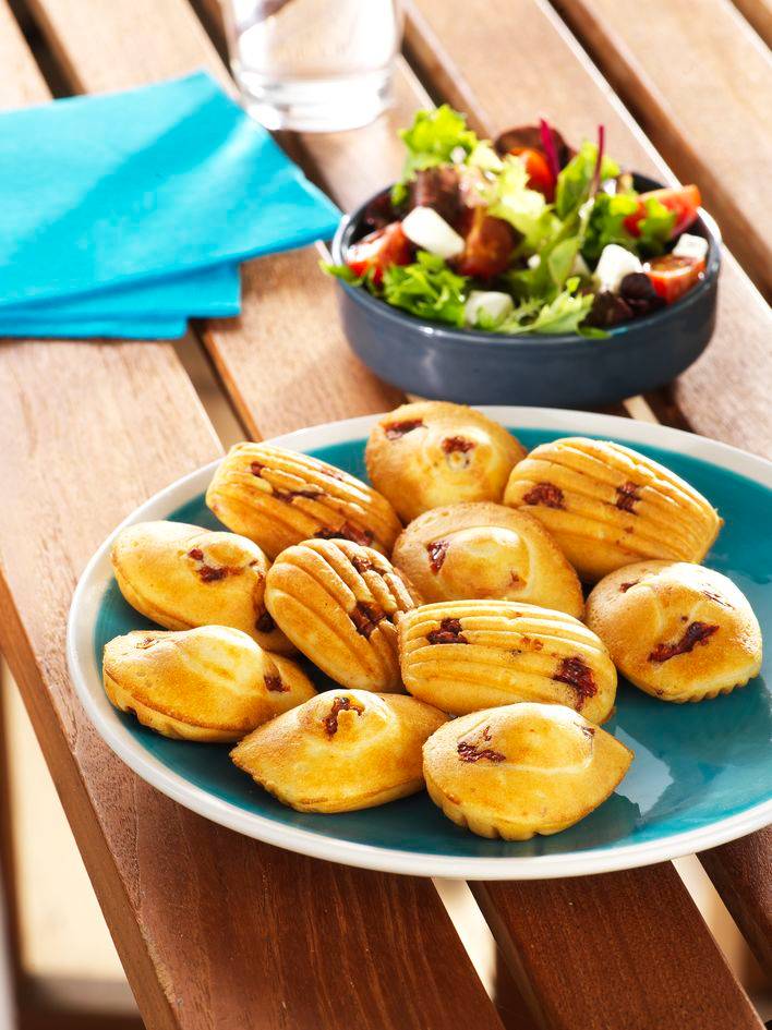 2 platen met mini-cakevormpjes in doos Snack Collection XA801512