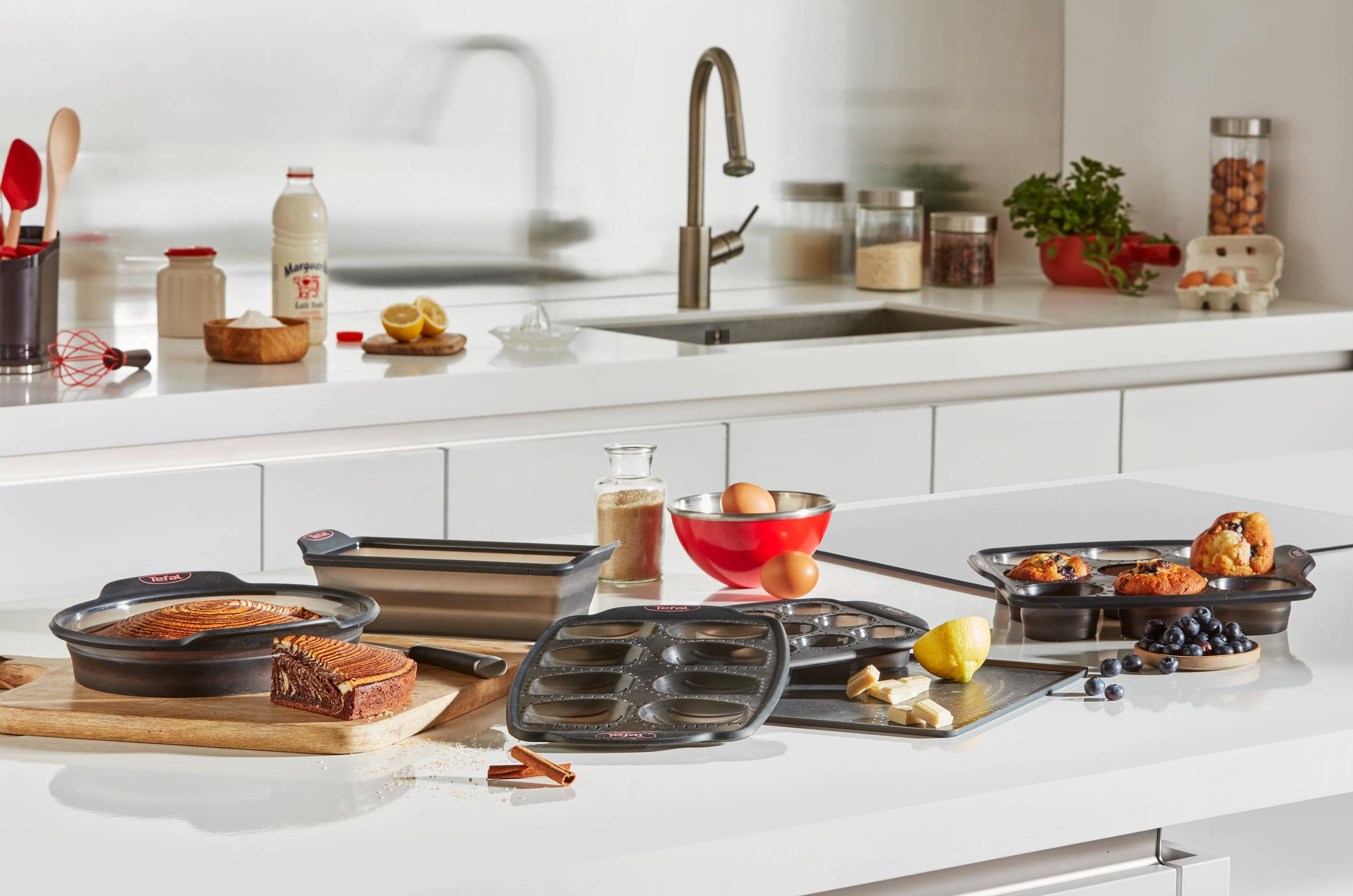 CRISPYBAKE SILICONE BAKING MAT 46X26 CM