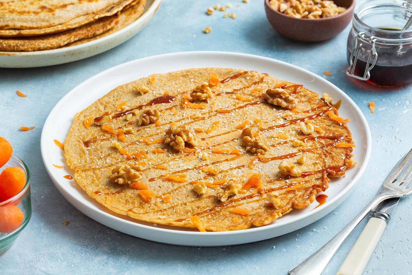 Wortel-kokos pannenkoeken met kaneel en walnoten - Recepten undefined | Tefal