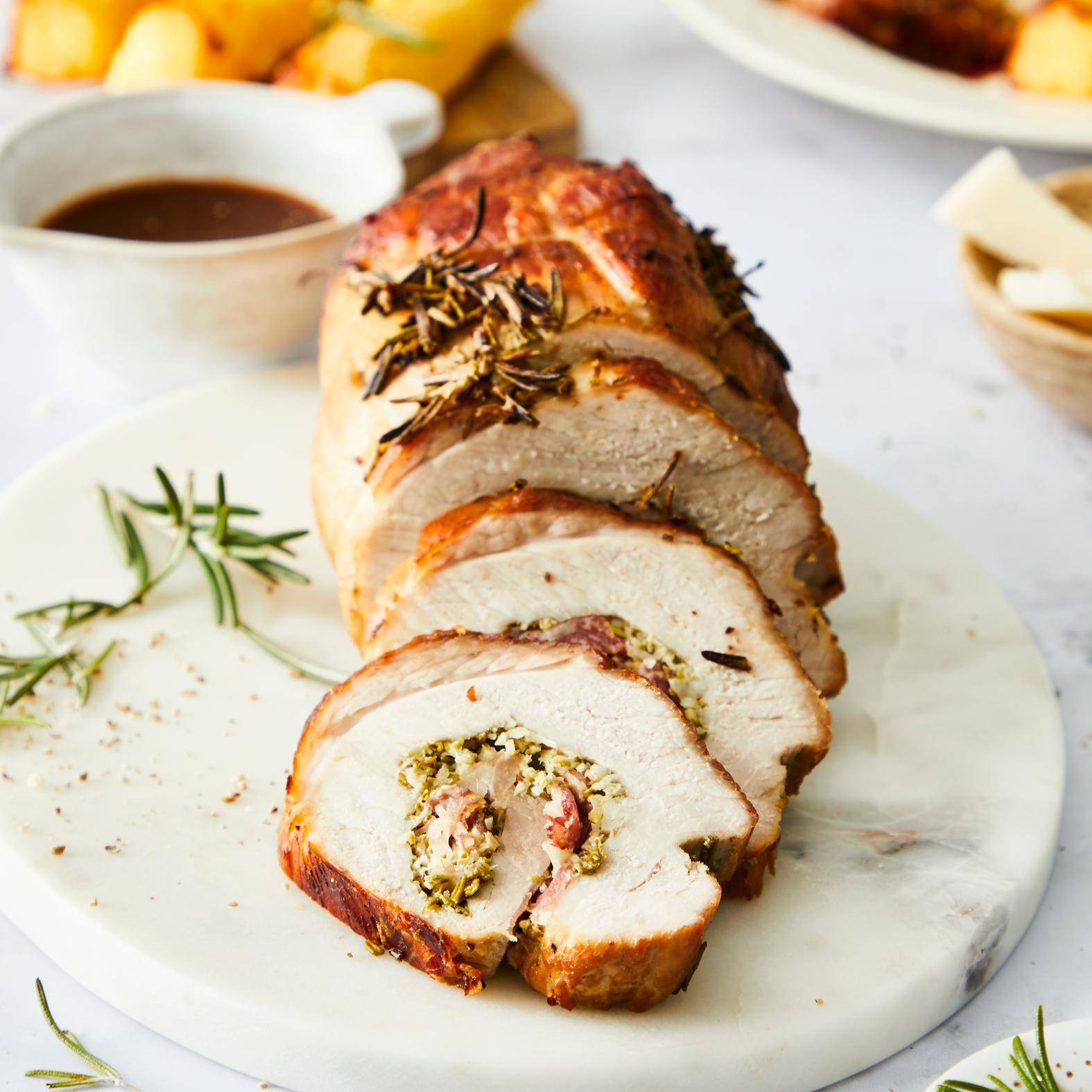 Geroosterde varkensrollade met kruidenvulling - Recepten DUAL EASY FRY XXL | Tefal