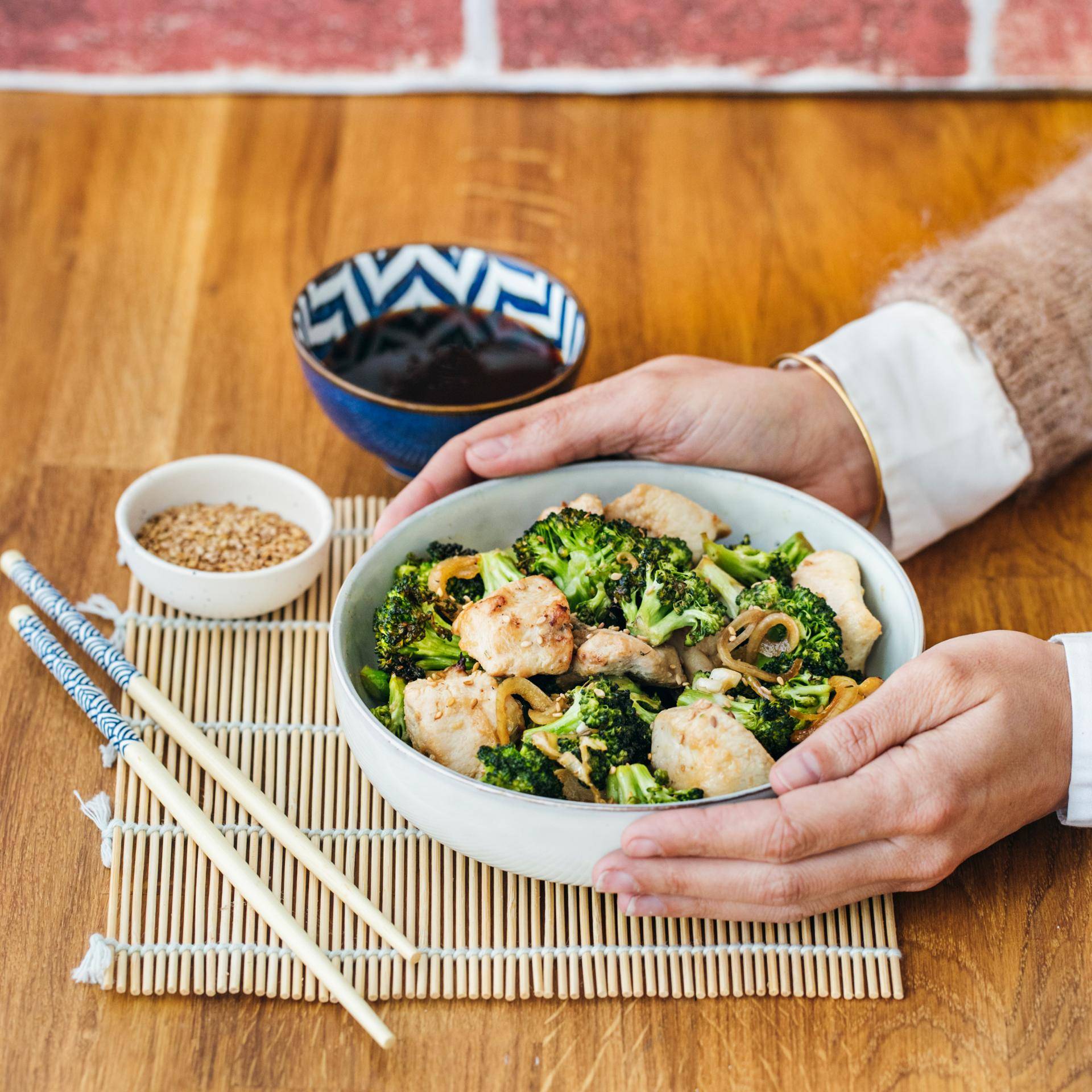 Kipfilet met broccoliroosjes - Recepten EASY FRY & GRILL 2 in 1 XXL | Tefal