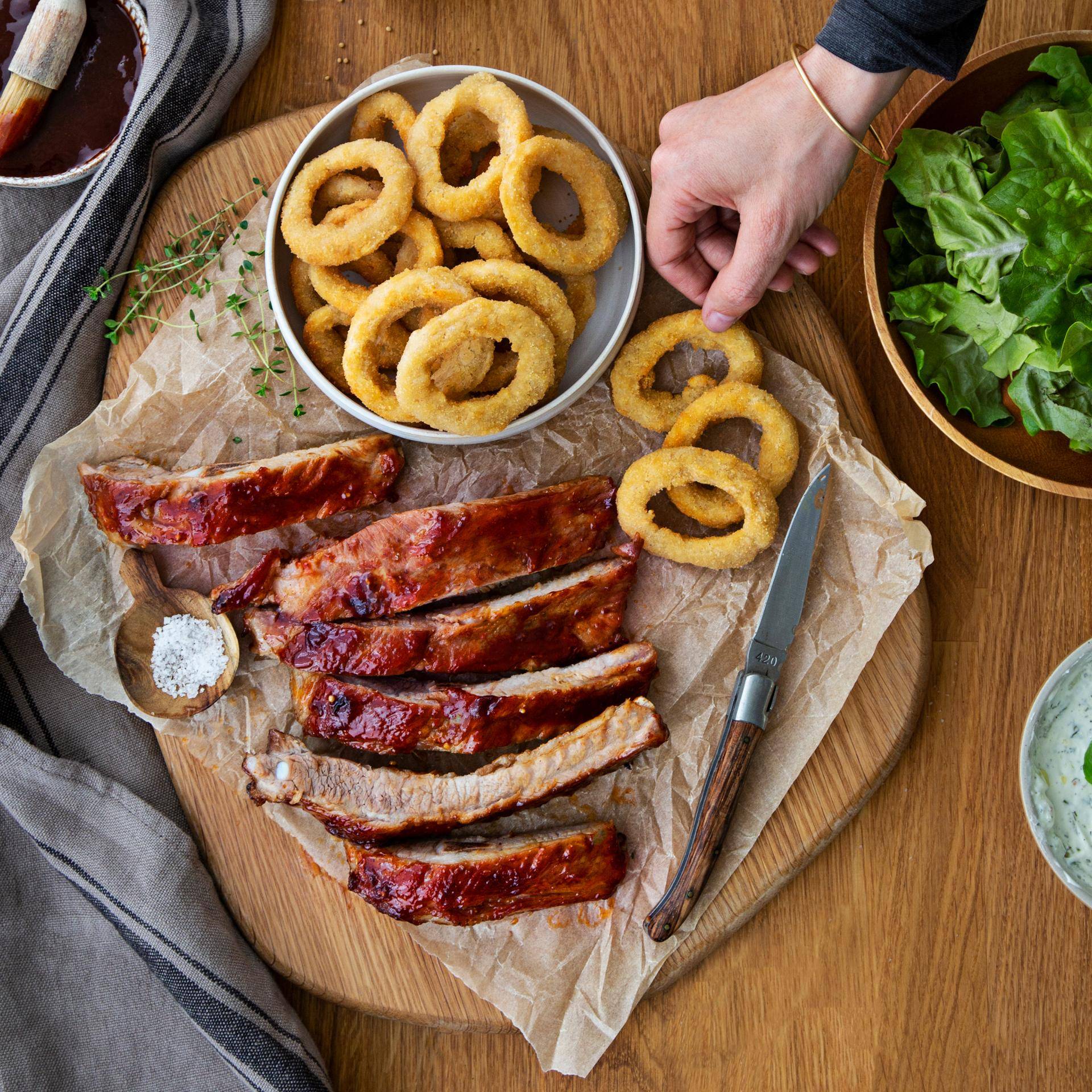 Varkensribbetjes en uiringen - Recepten EASY FRY & GRILL 2 in 1 XXL | Tefal