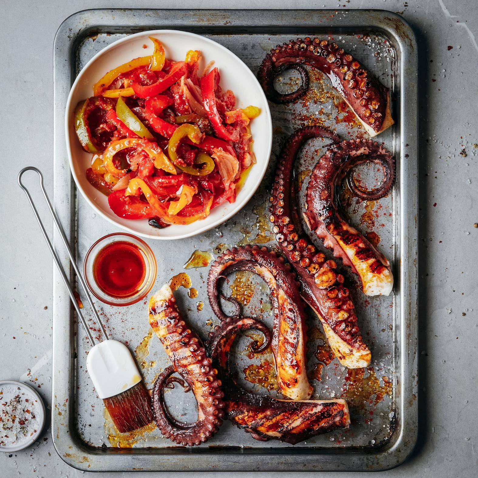 Gegrilde inktvis met Spaanse pepers - Recepten OptiGrill 2in1 | Tefal