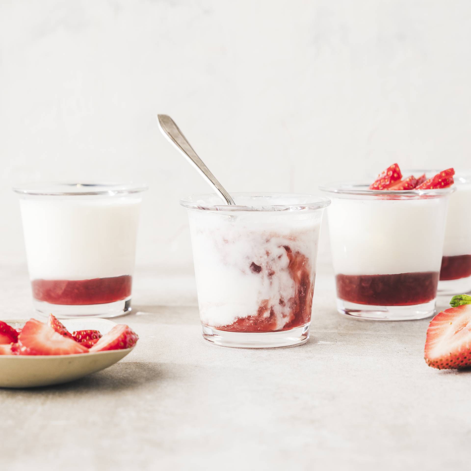 Aardbeienyoghurt - Recepten Easy fry Silence XL / Essential XL | Tefal