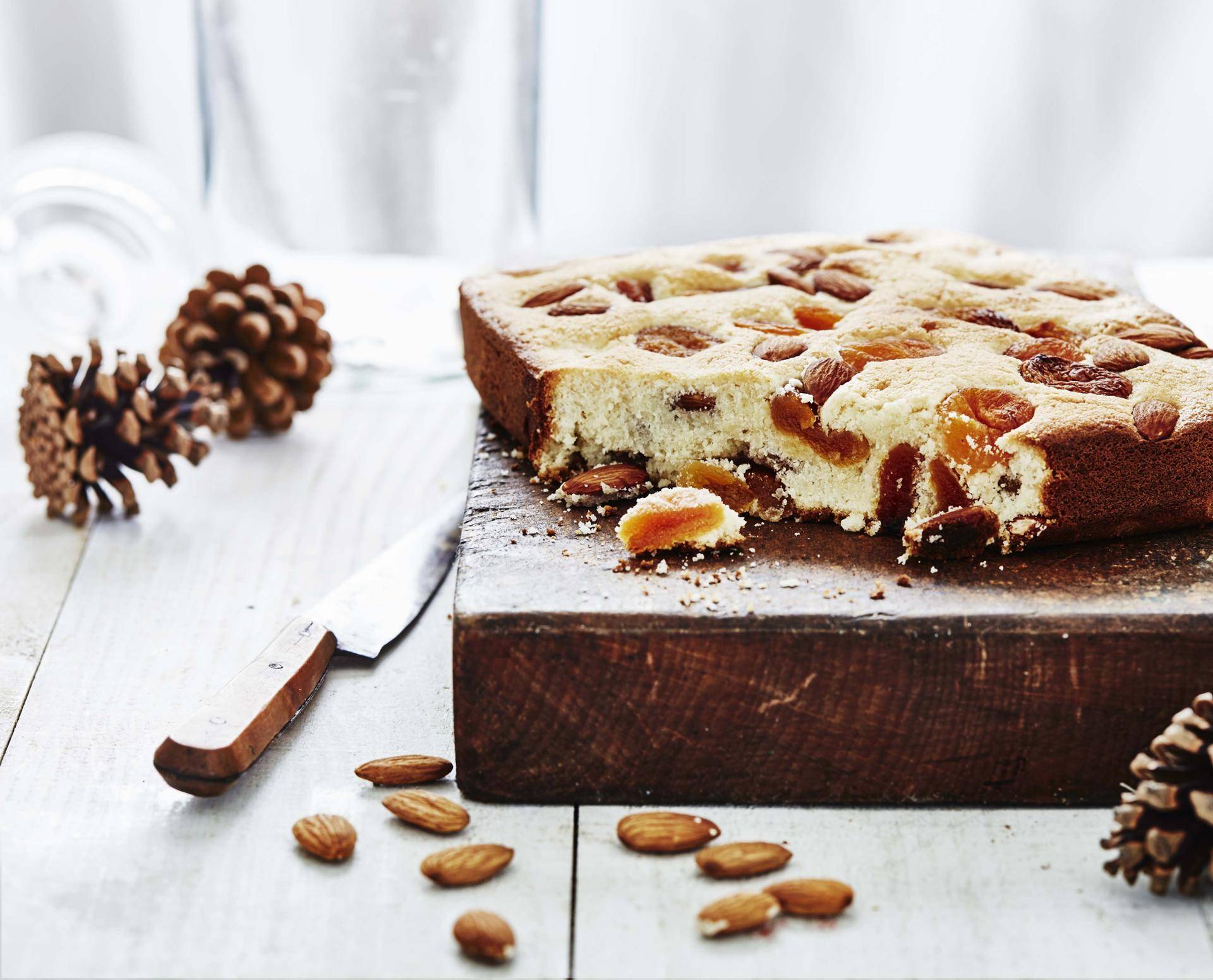 Amandelcake met gedroogde abrikozen - Recepten Cake Factory | Tefal