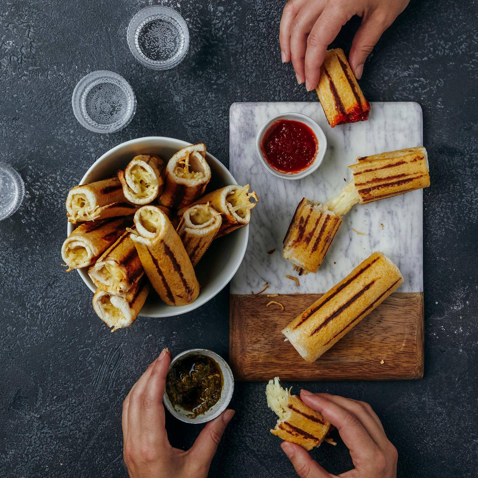 Gegrilde kaasrolletjes - Recepten OptiGrill 2in1 | Tefal