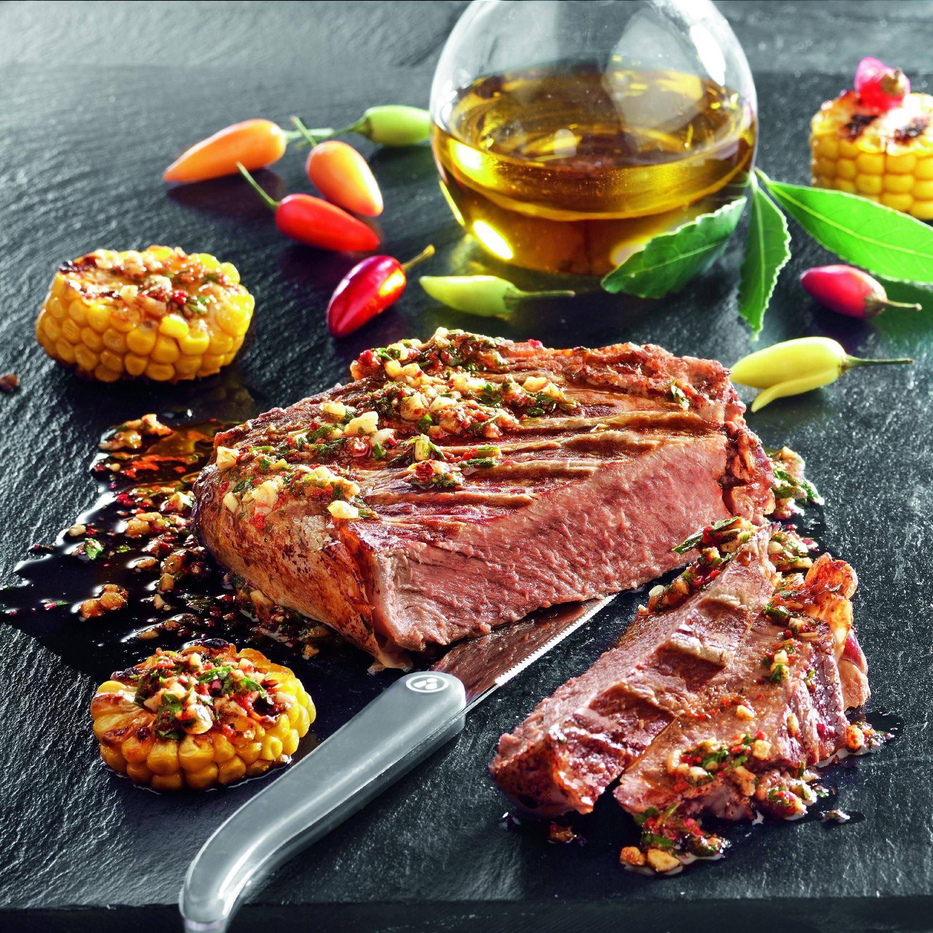 Biefstuk met chimichurrisaus - Recepten EASY FRY & GRILL 2 in 1 DIGITAL | Tefal