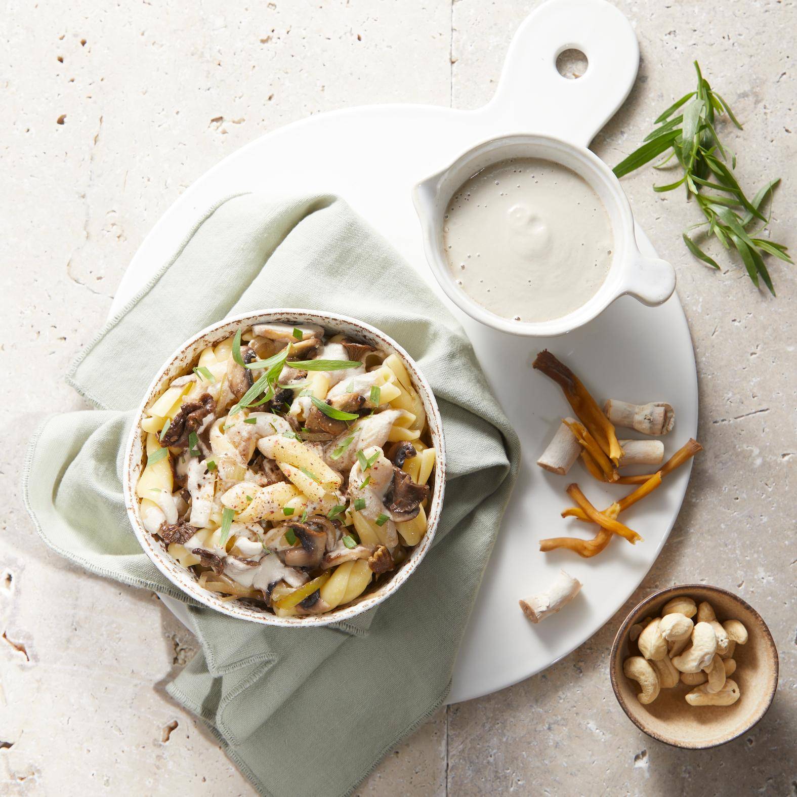 Pasta met saus van champignons en cashewnoten - Recepten Perfectmix + | Tefal
