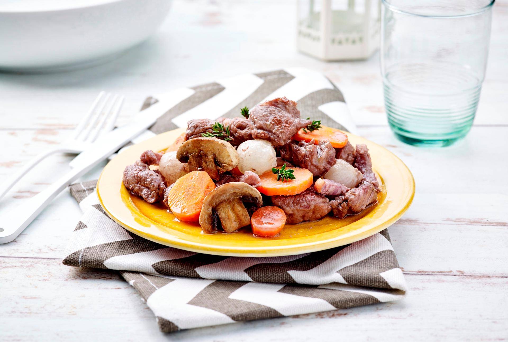 Lamsvlees met rode wijn - Recepten Actifry Smart 1kg | Tefal