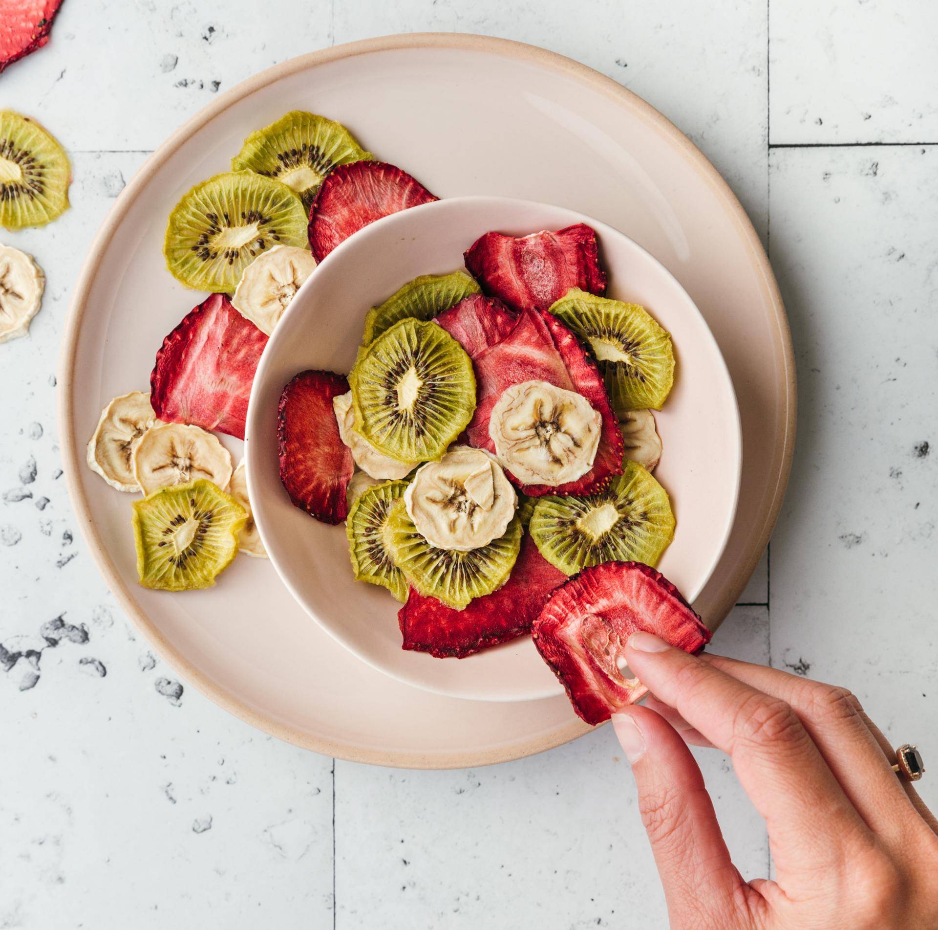 Mix van gedroogde banaan, kiwi en aardbei - Recepten EASY FRY & GRILL 2 in 1 DIGITAL | Tefal