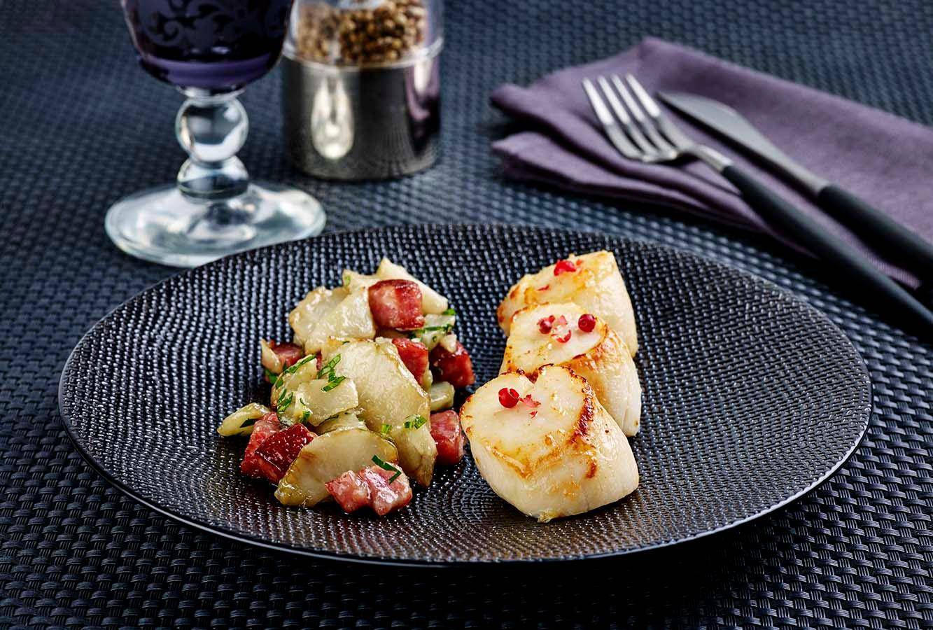 Sint-Jakobsvruchten met morteauworst en aardpeer - Recepten Actifry Original 1kg | Tefal