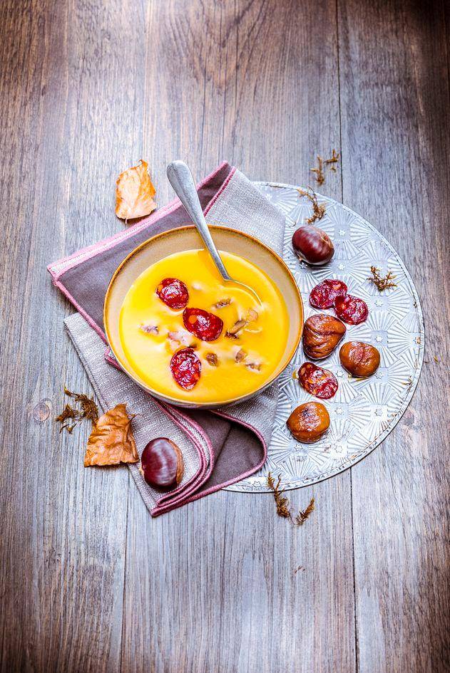 Pompoensoep met kastanjestukjes en chorizo - Recepten Perfectmix Cook | Tefal