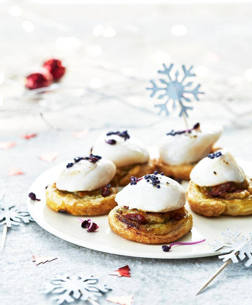 Bladerdeegrolletjes met jacobsschelpen - Recepten Cake Factory | Tefal