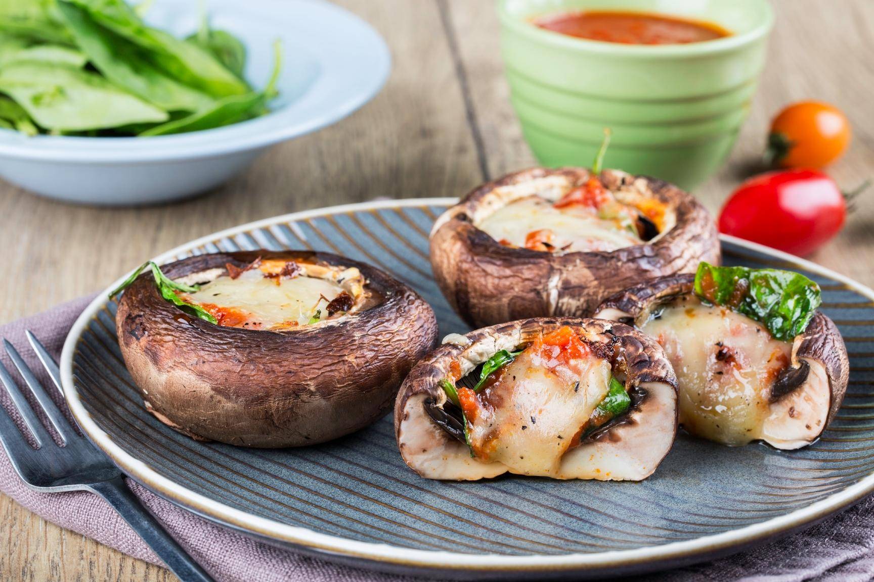 Gevulde portobello's in pizzastijl - Recepten Optigrill Elite | Tefal