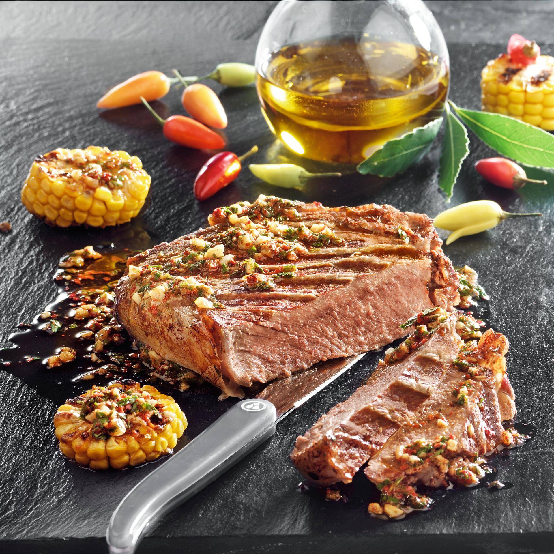 Gegrilde rib-eye steaks met chimichurrisaus - Recepten OptiGrill + | Tefal