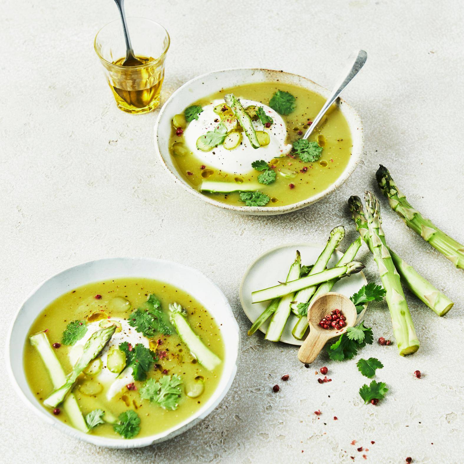 Creamy asparagus soup - Recepten Blend up | Tefal