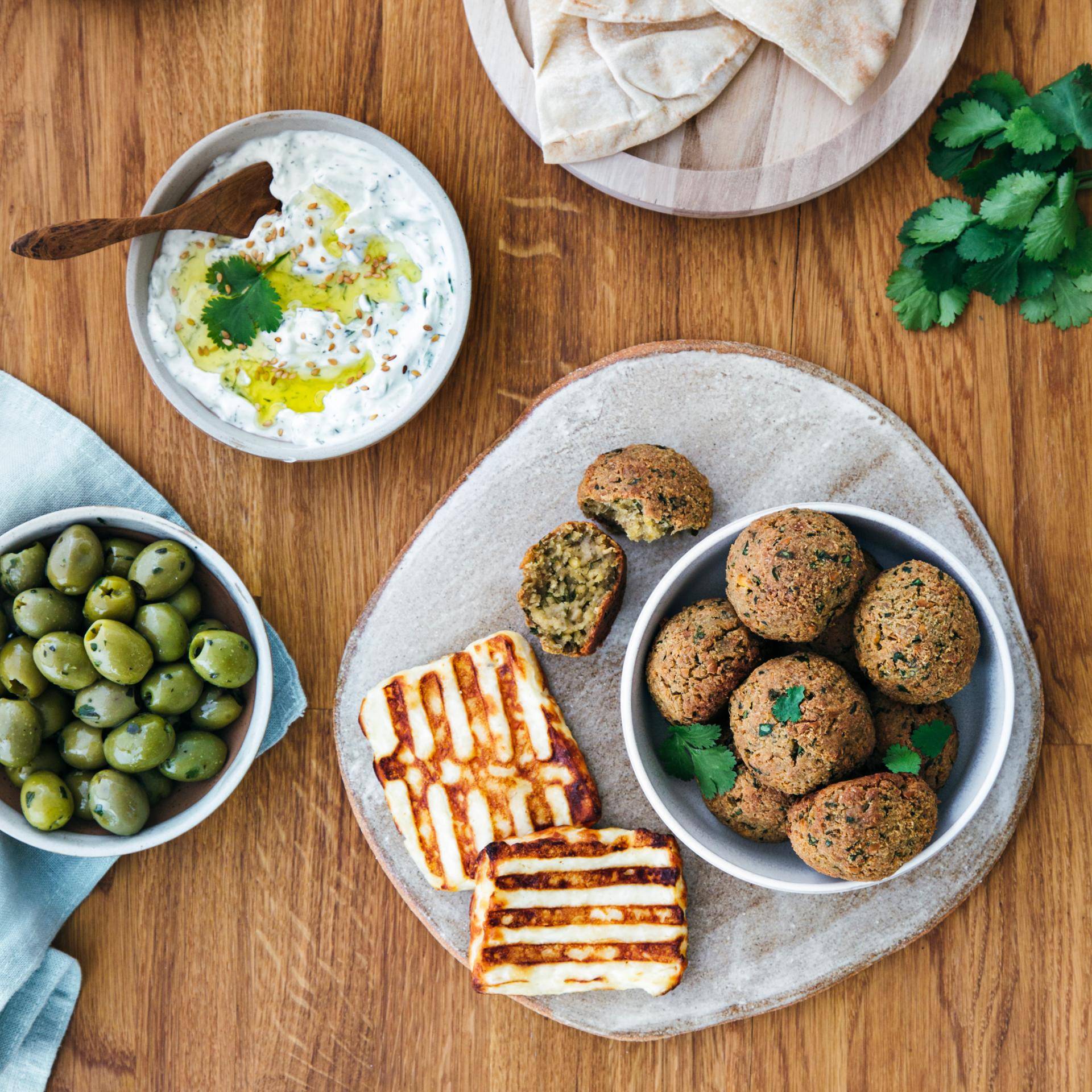 Gegrilde halloumi en falafel - Recepten EASY FRY & GRILL 2 in 1 XXL | Tefal