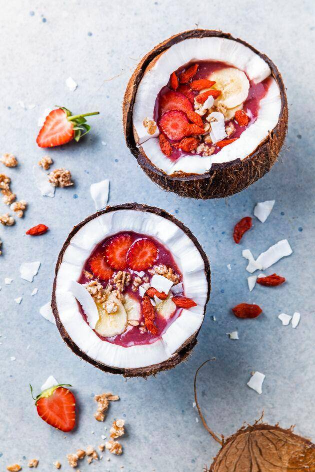 Açaí bowl with coconut and goji berries - Recepten Blend up | Tefal