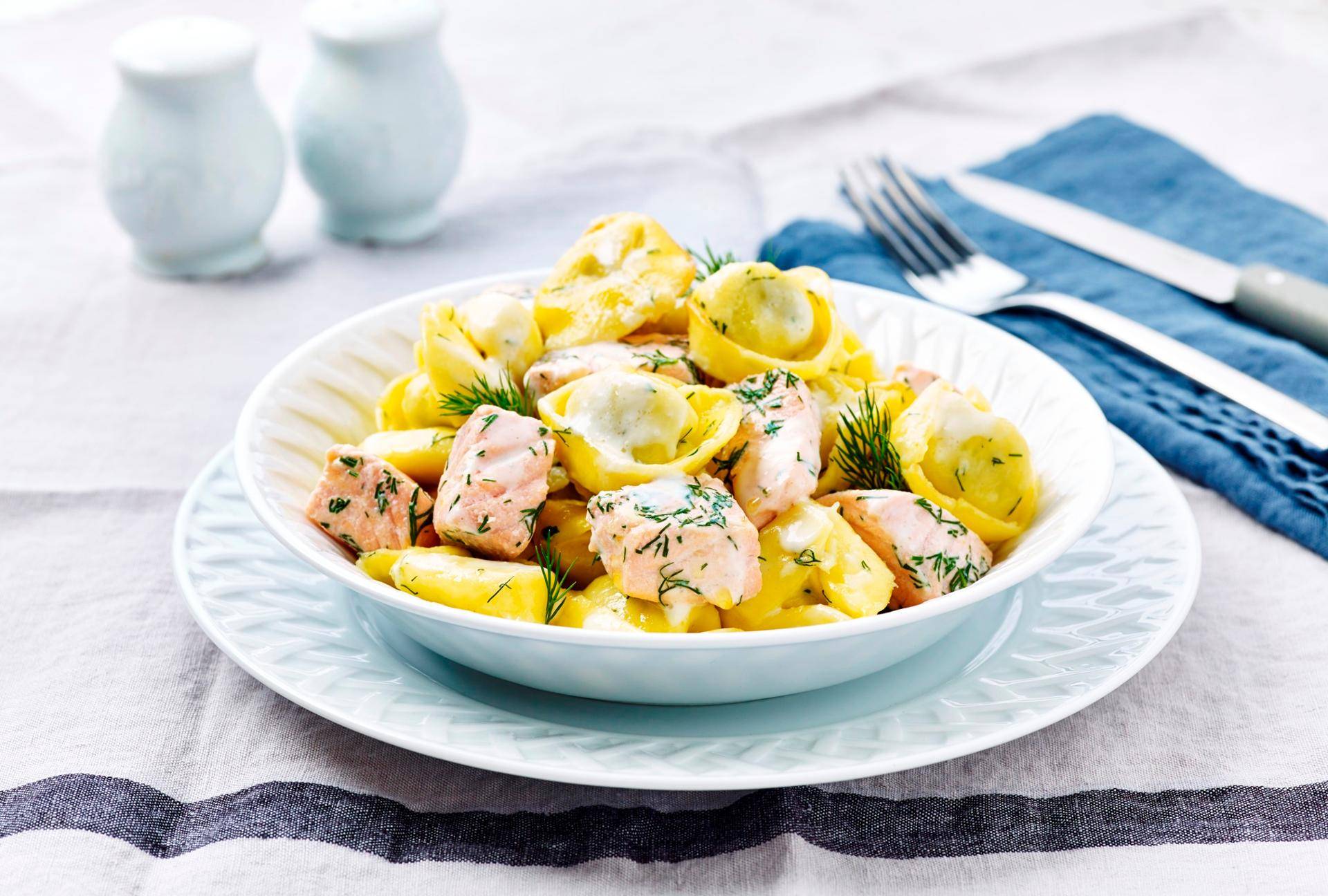 Tortellini met ricotta en spinazie met zalm - Recepten Actifry Smart 1kg | Tefal