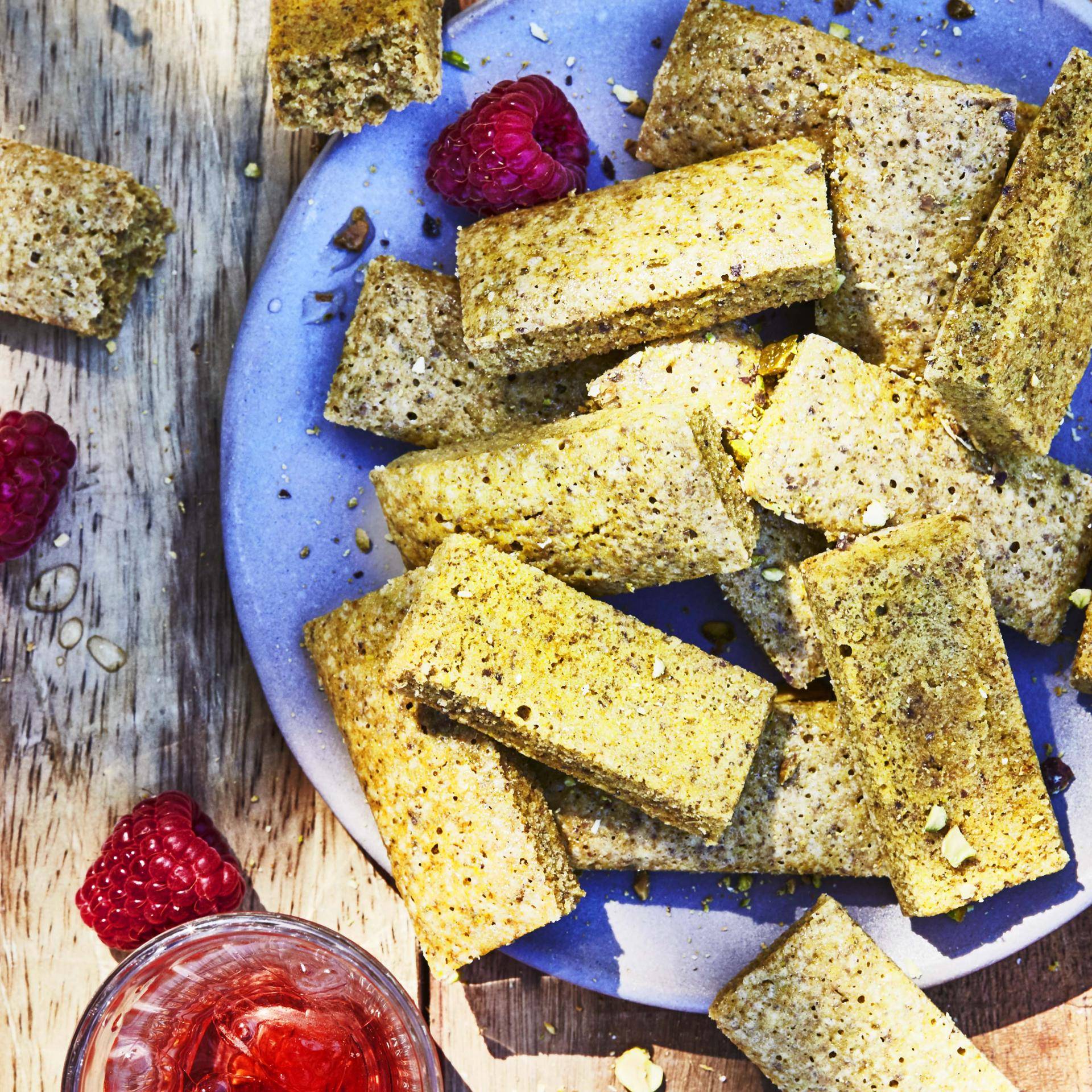 Minicakejes met pistache - Recepten Cake Factory | Tefal