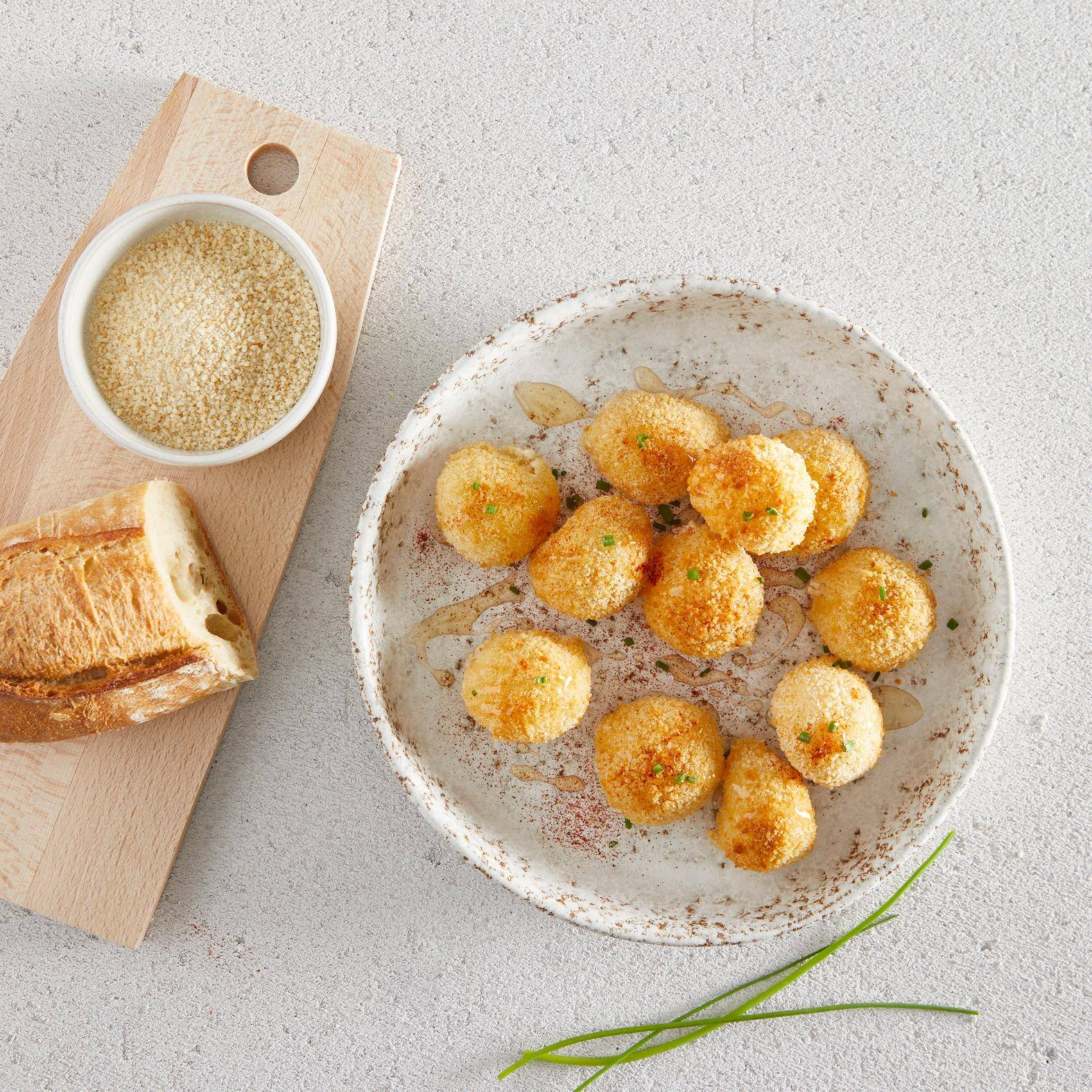 Geitenkaas balletjes met honing - Recepten EASY FRY GRILL & STEAM 3 in 1 | Tefal